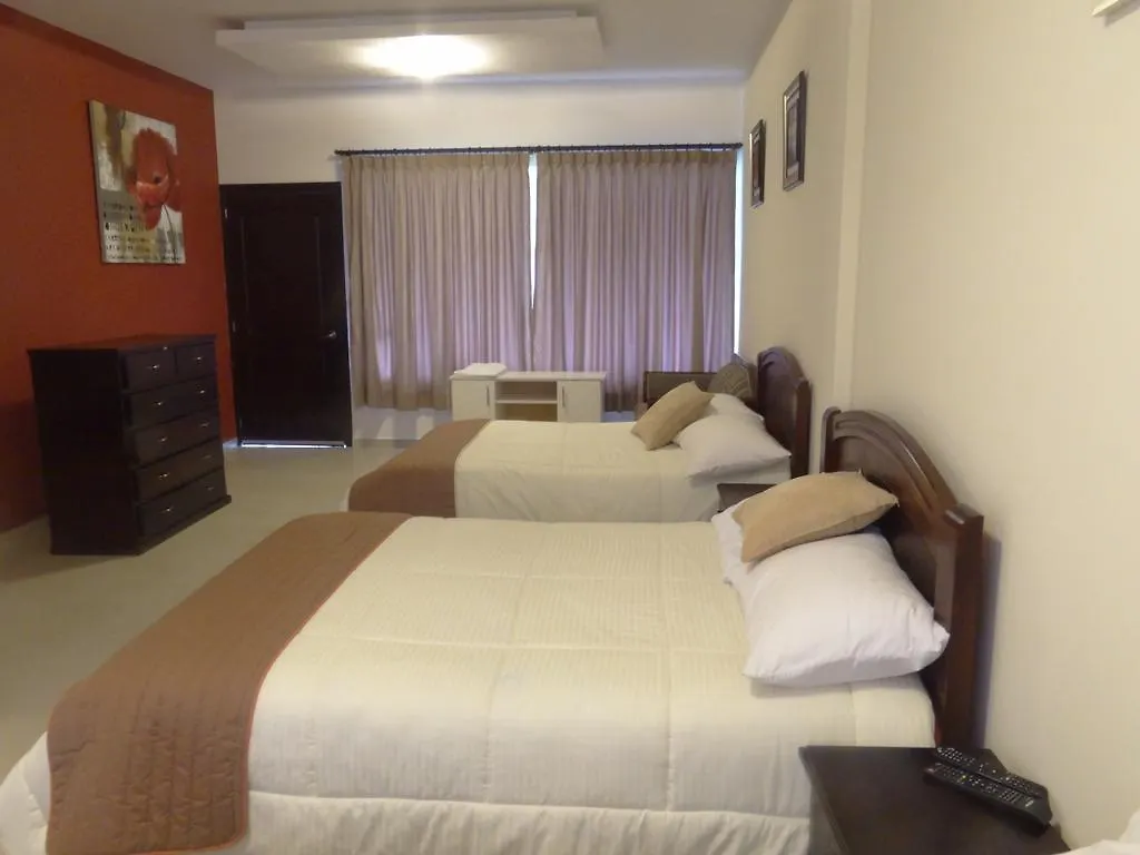 Hostel Hosteria Country House Quinta Carlota Quito Ecuador