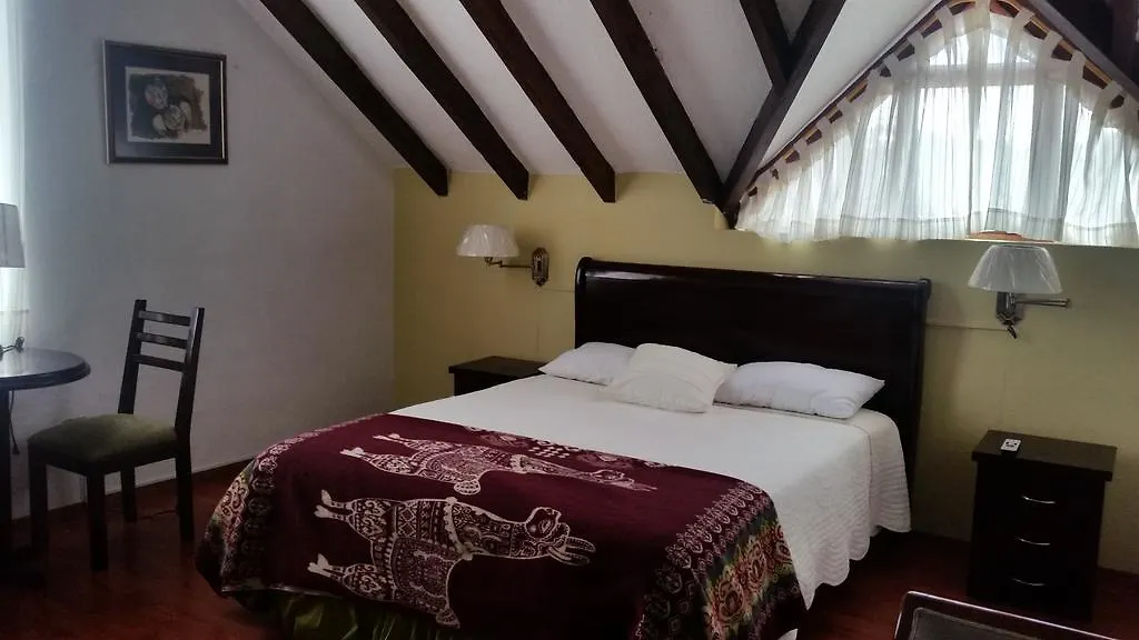 Hostel Hosteria Country House Quinta Carlota Quito