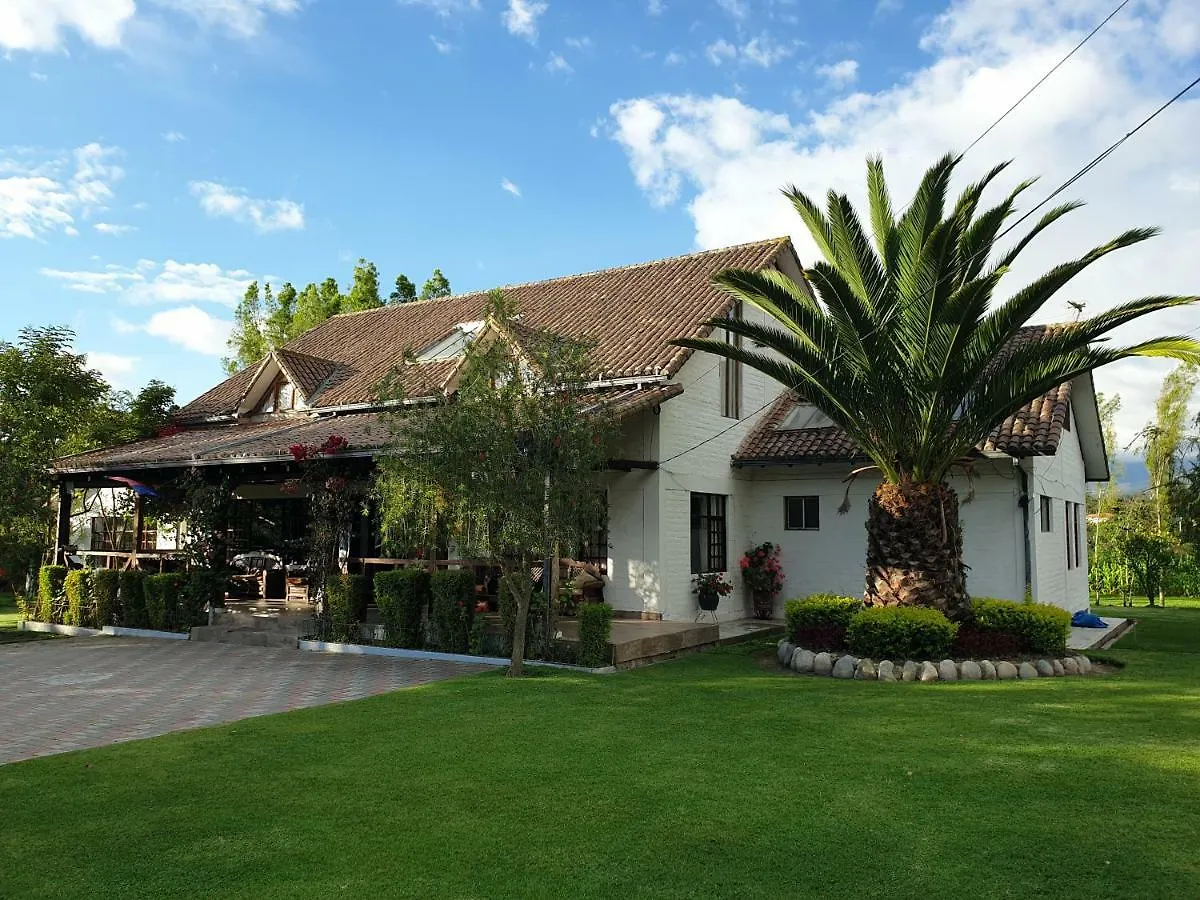 Hostel Hosteria Country House Quinta Carlota Quito